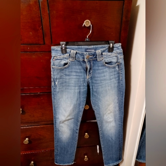 Jeans - Picture 1 of 3